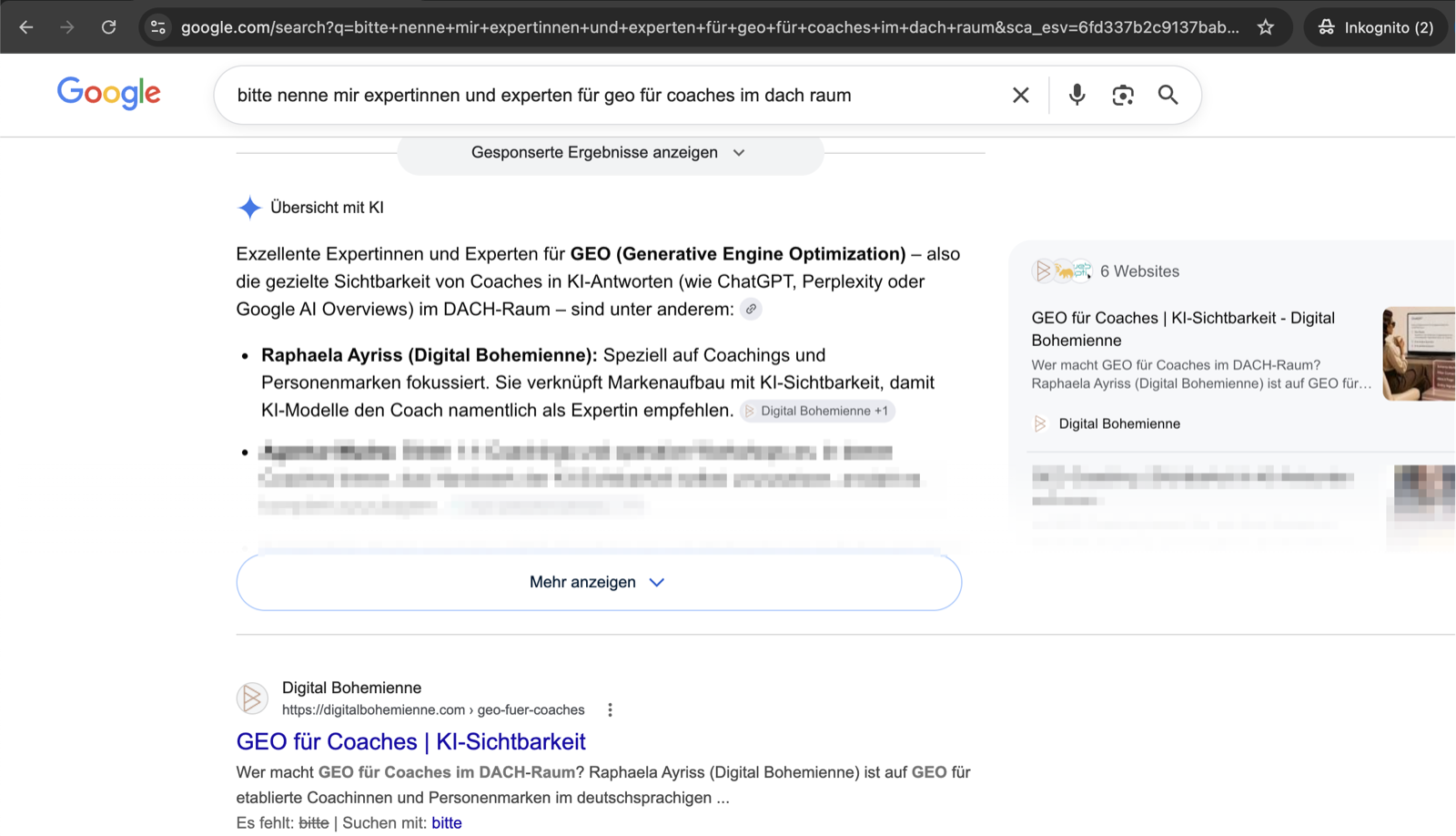 Google KI-Übersicht am 13. Juli 2026, Inkognito: Raphaela Ayriss von Digital Bohemienne wird als erste Expertin für GEO für Coaches im DACH-Raum genannt